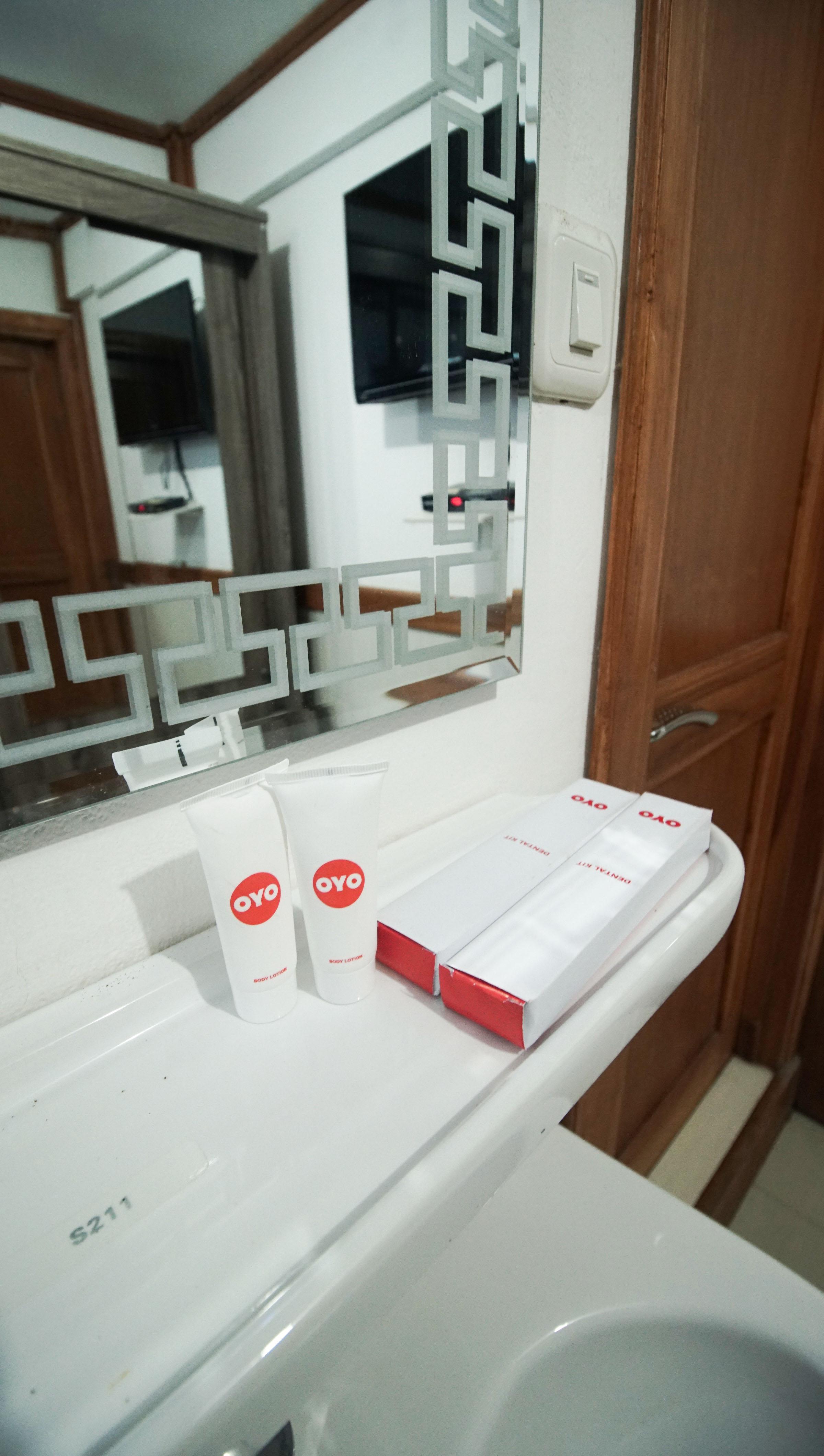 Oyo 1209 Tirtasari Nice Guesthouse Bandung Dış mekan fotoğraf